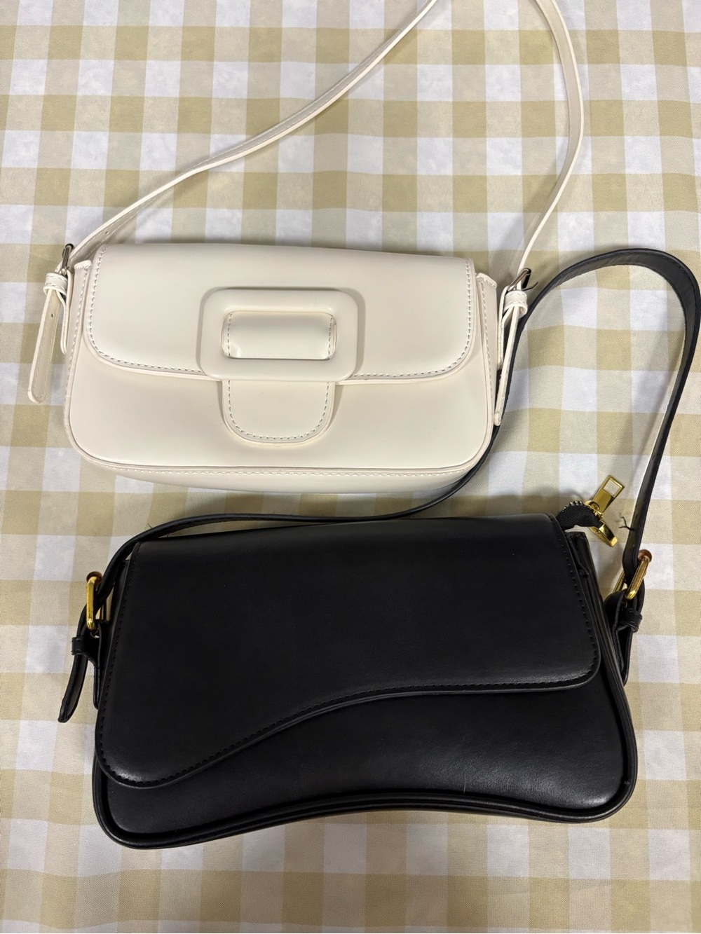 Classic Minimalist  Bag - Black and White